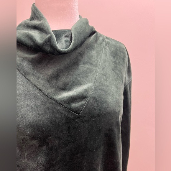 RBX green velvet long sleeve cowl neck sweater - Medium EUC - Picture 2 of 4